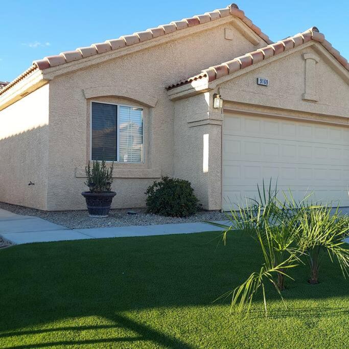New Beautifully Remodeled Home In Las Vegas Exteriör bild