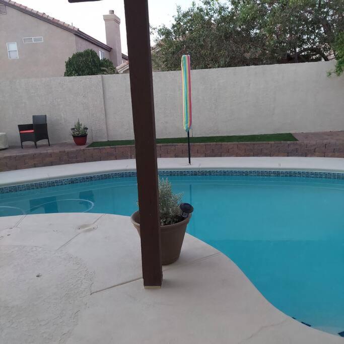 New Beautifully Remodeled Home In Las Vegas Exteriör bild