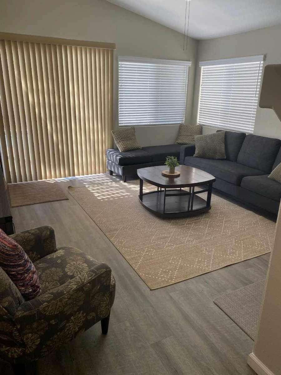 New Beautifully Remodeled Home In Las Vegas Exteriör bild